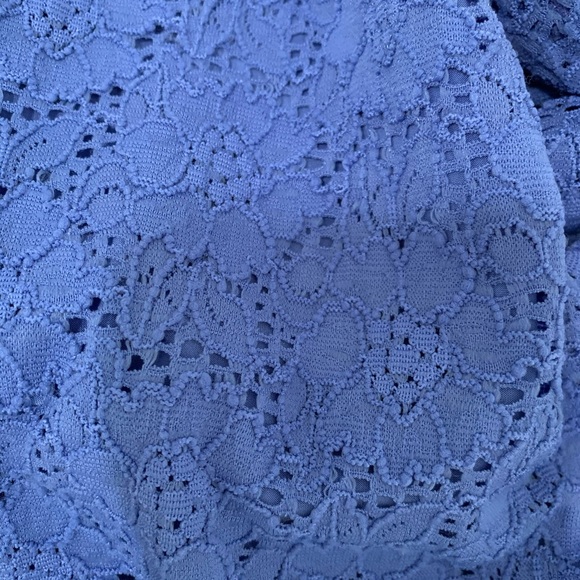 Tank tops - Picture 4 of 4